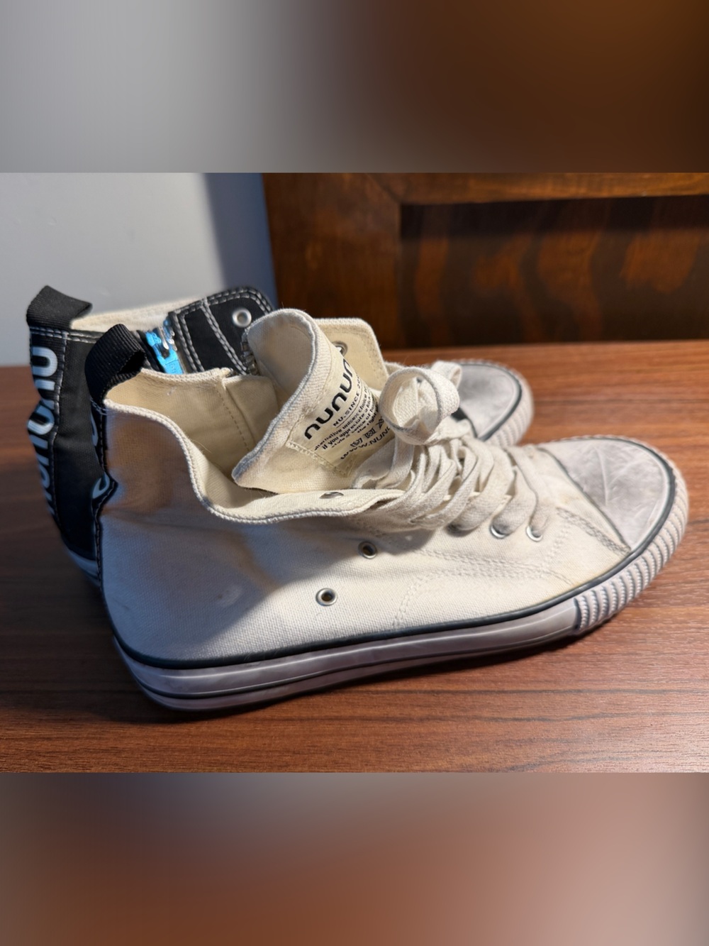 Nununu Boys Girls Mixed Black White Distressed Sneakers 37-38 US 6